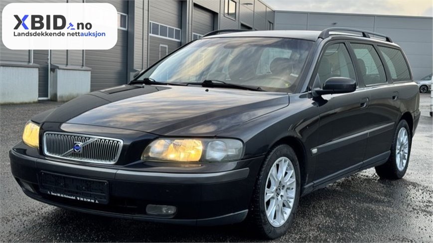 VOLVO V70 2004 2.4 163hk,321053km - Rep objekt